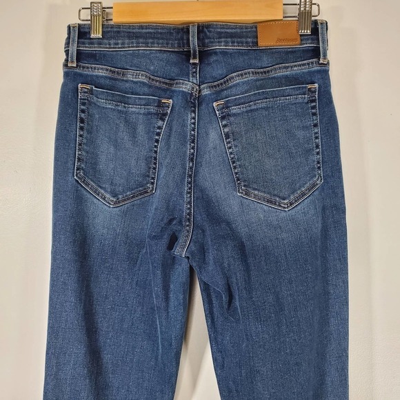 Revtown High Rise Skinny Jeans Decade Denim Dark Wash Blue Size 28 Tall - Picture 5 of 12